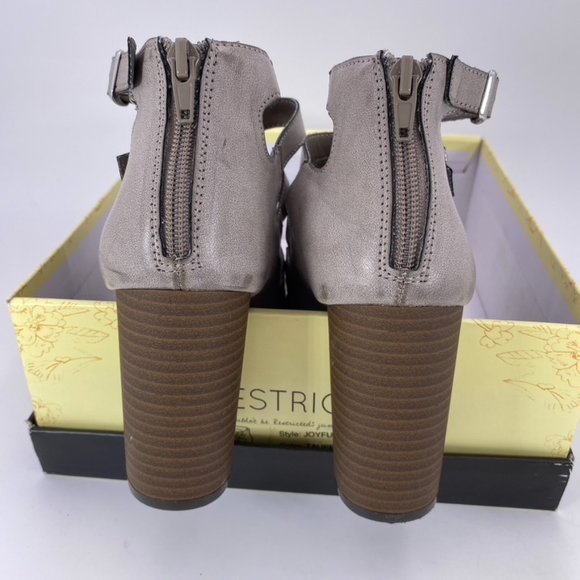 Restricted In Box Joyful Taupe (gray) Buckle Multi-strap 3.5 inch Block Heels - Picture 11 of 12